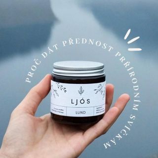 Věděli jste, že parafínové svíčky obsahují škodlivé látky, které se při hoření uvolňují do ovzduší? 🌬️ I to je důvod, proč...